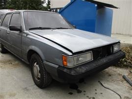 1986 TOYOTA CAMRY DELUXE MODEL 4 DOOR 2.0L AT LIGHT BLUE Z15961